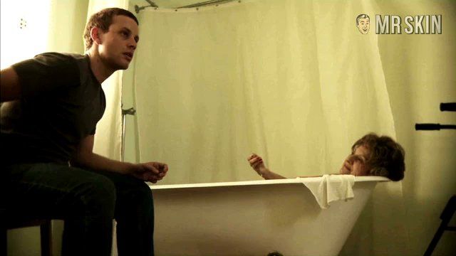 Maria Venuti in Bathing Franky (2012) Breasts Breasts Sexy 233938