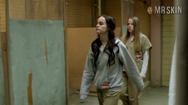 Piper Chapman from Orange Is the New Black Naked. Breasts, Butt, bikini, lesbian. 234425