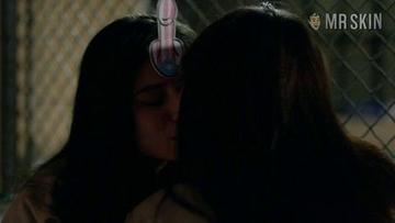 Diane Guerrero, Jackie Cruz in Orange Is the New Black (2013-2019) Lesbian Lesbian Sexy 237702