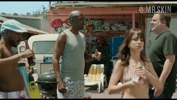 Deanna Brooks, Natasha Leggero in Dealin' with Idiots (2013) Bikini Bikini 234406