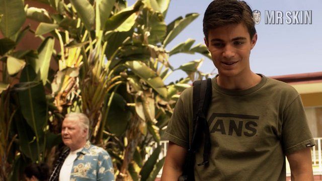 Skyler Shaye in Ray Donovan (2013-2020) Bikini Bikini Sexy 246023