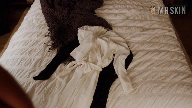 Graceland's Sexiest Scenes with Serinda Swan. Sexy, Underwear, bikini. 245442