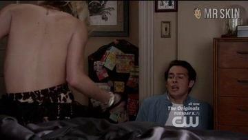 Lindsey Gort in The Carrie Diaries (2013-2014) Sexy Underwear Lesbian Sexy 236200