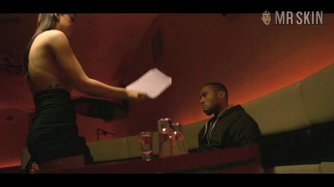 Anna Tyrie Nude as Waitress. Breasts. 235952
