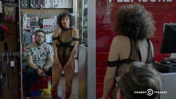 Ilana Glazer in Broad City (2014-2019) Sexy Underwear Lesbian Sexy 262528