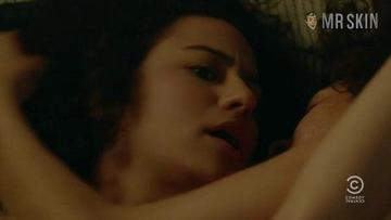 Alia Shawkat, Ilana Glazer in Broad City (2014-2019) Sexy Lesbian Lesbian Sexy 242144