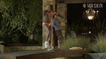 Irina Voronina, Jesse Golden in Life's an Itch (2012) Bikini Bikini Sexy 236542