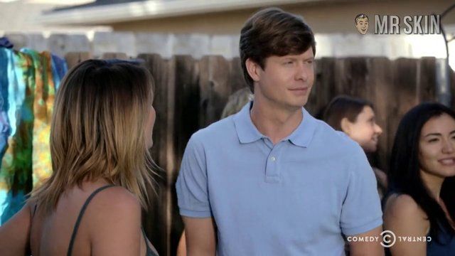 Hottest Sarah Dumont Scene in Workaholics. Sexy. 257630