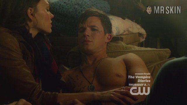 Aimee Teegarden in Star-Crossed (2014) Sexy Underwear Sexy Underwear 237429