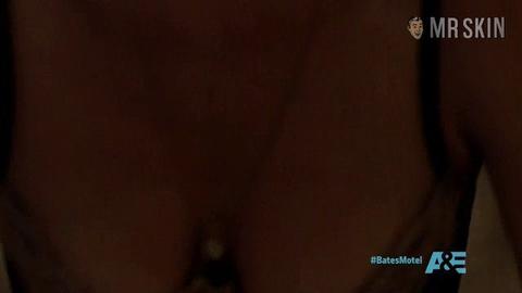 Sexiest Keegan Connor Tracy Scene in Bates Motel. Sexy. 237277