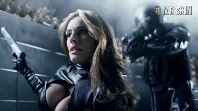 Hottest Kelly Brook Scene in Metal Hurlant Chronicles. Sexy, breasts. 242834