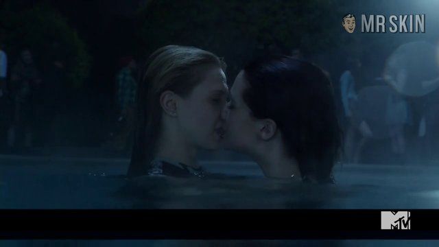 Sexiest Rita Volk Scene in Faking It. Lesbian, sexy, underwear. 246643