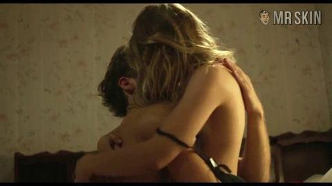 Sara Forestier Naked in Suzanne. Underwear, Left Breast, breasts, sexy. 237379