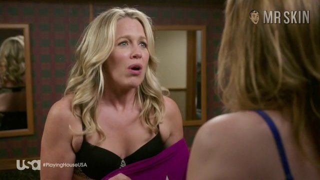 Jessica St. Clair, Lennon Parham in Playing House (2014-2015) Sexy Underwear Bikini Sexy 245174