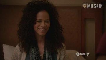 Teri Polo, Sherri Saum in The Fosters (2013-2018) Sexy Underwear Lesbian Bikini Lesbian 237972