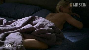 Nicky Whelan in Satisfaction (2014-2015) Sexy Bikini Sexy 246608