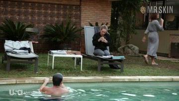 Stephanie Szostak in Satisfaction (2014-2015) Bikini Sexy Bikini Lesbian 238590