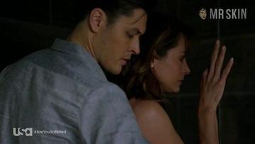 Stephanie Szostak in Satisfaction (2014-2015) Sexy Underwear Bikini Lesbian 246460