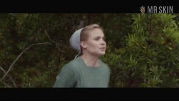 Katie Garfield in The Devil's Hand (2014) Sexy Underwear Sexy Underwear 239644