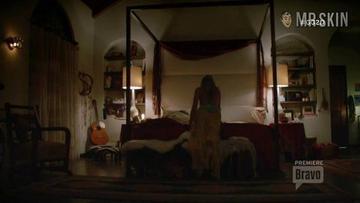 Beau Garrett in Girlfriends' Guide to Divorce (2014-2018) Sexy Underwear Bikini Lesbian 247228