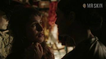 Lola Kirke, Monica Bellucci in Mozart in the Jungle (2014-2016) Lesbian Breasts Lesbian 255378