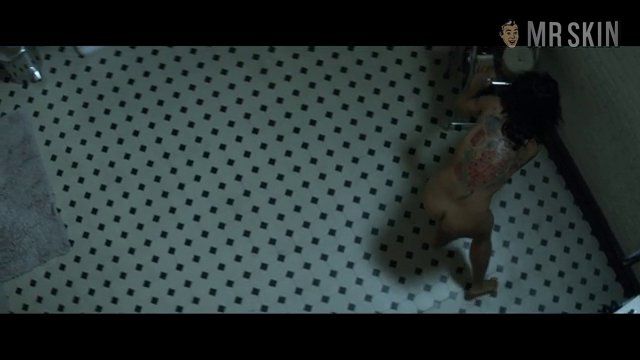Salma Hayek Naked in Everly. Butt, breasts, nipslip. 241195
