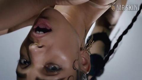 Hottest FKA Twigs Scene in FKA Twigs - Pendulum. Sexy. 241136