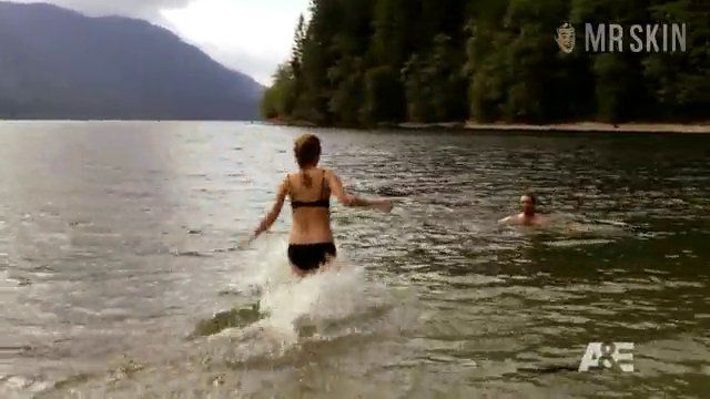 Tandi Wright in The Returned (2015) Underwear Underwear 243079