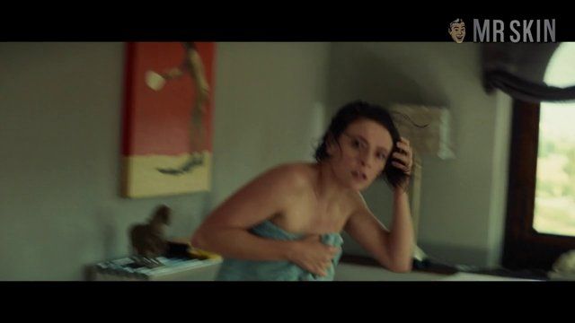 Jasmine Trinca Nude as Annie. Sexy, Nipslip, breasts, left breast. 242402