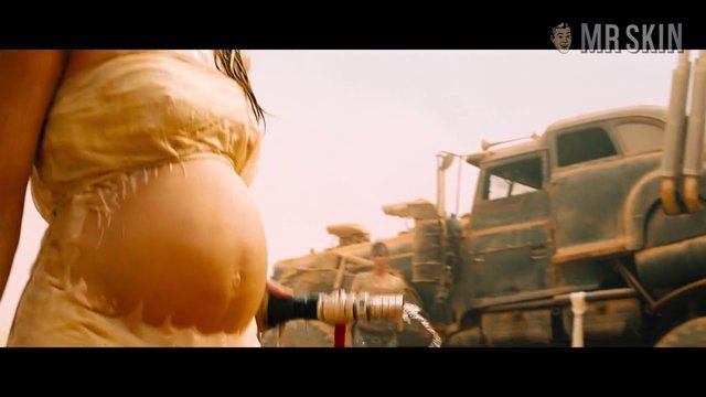 Hottest Zoë Kravitz Scene in Mad Max: Fury Road. Sexy. 243308
