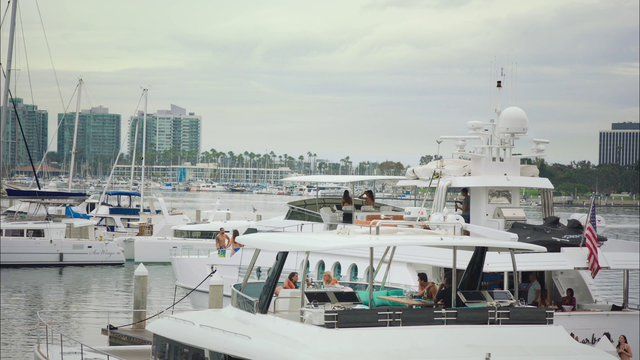 Amanda Rea, Courtney Allegra in Ballers (2015-2019) Bikini Sexy Bikini Sexy 270691