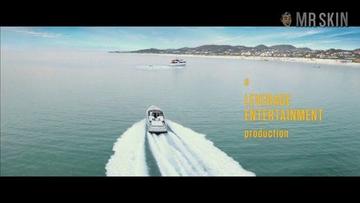 Nina Agdal in Entourage (2015) Bikini Bikini 243543