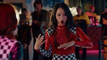 Alli Chung, Meghan Heffern in UnREAL (2015-2018) Sexy Underwear Bikini Lesbian 269688