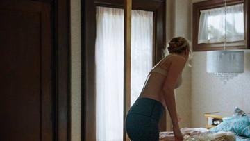 Caitlin Fitzgerald in UnREAL (2015-2018) Underwear Bikini Sexy 266055