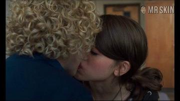 Julia Garner, Natalia Dyer in I Believe in Unicorns (2014) Lesbian Lesbian Sexy 244339