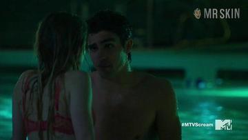 Carlson Young in Scream (2015-2019) Sexy Underwear Bikini Sexy 250897