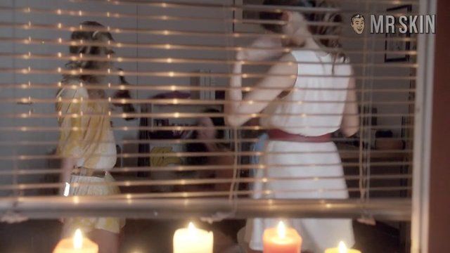 Sexiest Kristina Dörfer Scene in Blutsschwestern - Jung, magisch, tödlich. Sexy, Underwear, breasts, butt. 244633
