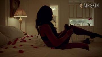 Tashiana Washington in The Jim Gaffigan Show (2015) Underwear Underwear 245079