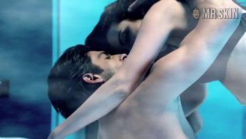 Elizabeth Gillies in Sex&Drugs&Rock&Roll (2015-2016) Underwear Bikini Lesbian 250904