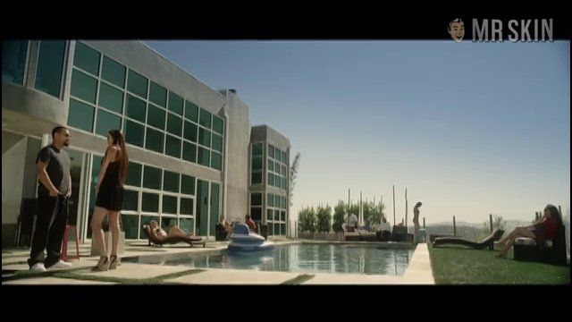 Dominique Swain, Mélissa Sefrani in 6 Ways To Die (2015) Bikini Sexy Bikini Sexy 245279