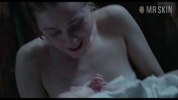 Evan Rachel Wood in Into the Forest (2016) Breasts Breasts Left Nipslip 245852