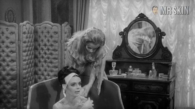 Hottest Barbara Steele Scene in Terror-Creatures from the Grave. Sexy. 246032
