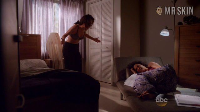 Hottest Yasmine Al Massri Scene in Quantico. Underwear, sexy. 246602