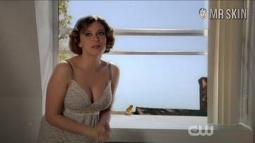 Rachel Bloom in Crazy Ex-Girlfriend (2015-2018) Sexy Lesbian Sexy 250124