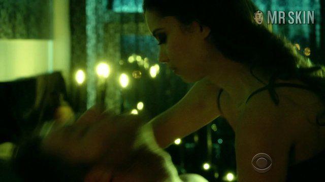 Sexiest Aurora Leonard Scene in Limitless. Underwear. 247063