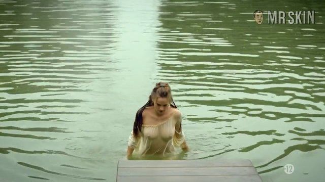 Hottest Noémie Schmidt Scene in Versailles. Sexy, breasts, butt. 247088