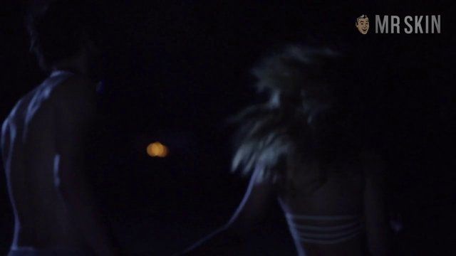 Hottest Sara Scenes. Bikini, Sexy. 247149