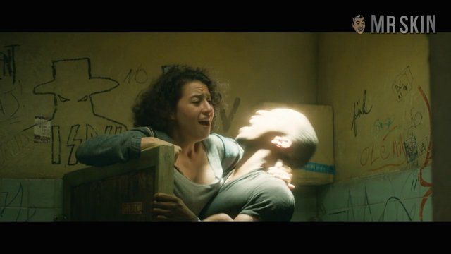 Sexiest Ilana Glazer Scene in The Night Before. Sexy, Underwear. 247177