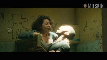 Ilana Glazer in The Night Before (2015) Sexy Underwear Sexy Underwear 247177