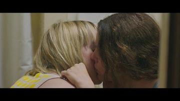 Jena Malone, Riley Keough in Lovesong (2017) Underwear Lesbian Sexy Bikini Lesbian 248335